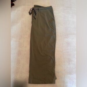 Columbia cropped hiking pants